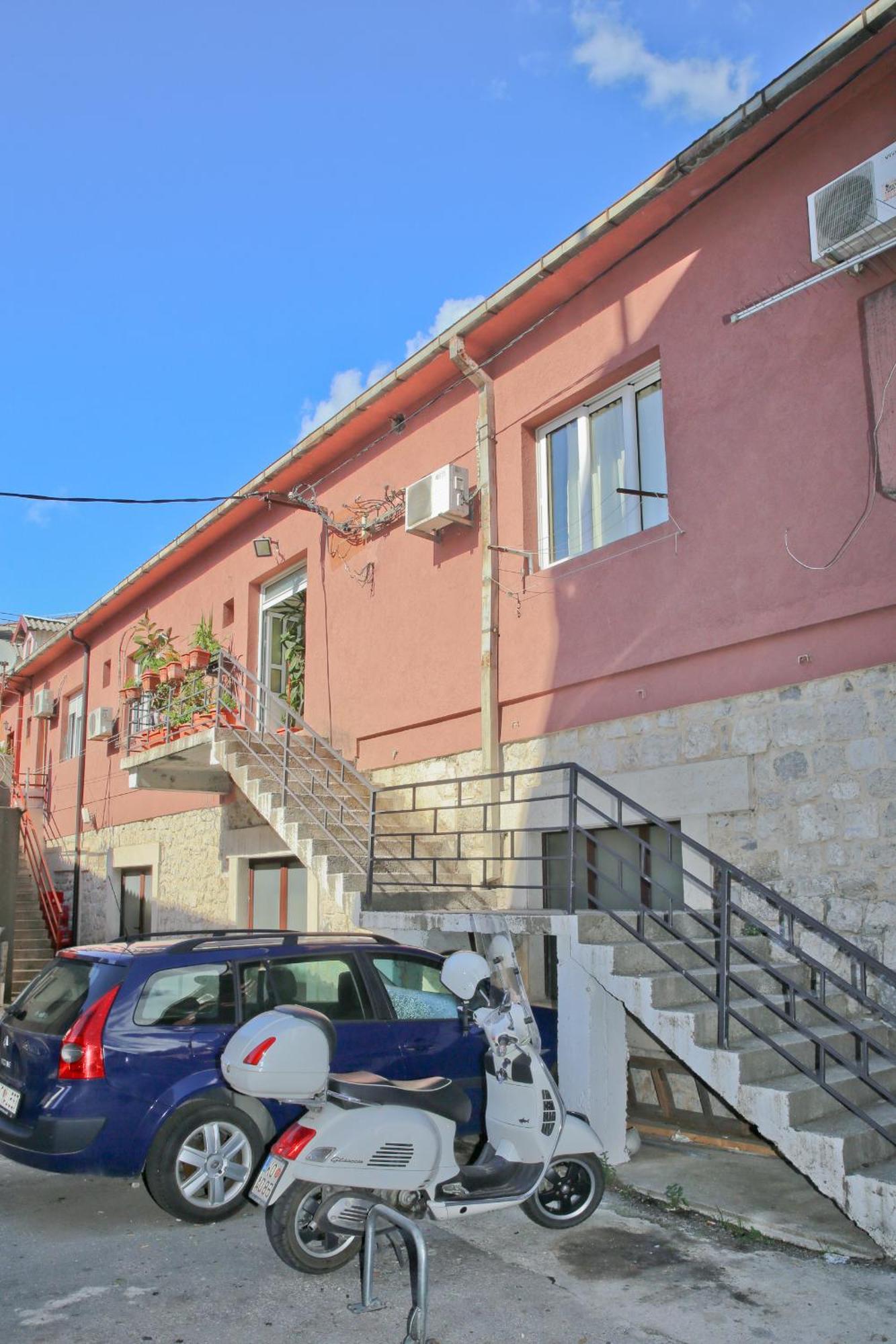 Apartman Tina Gurdic Kotor Buitenkant foto